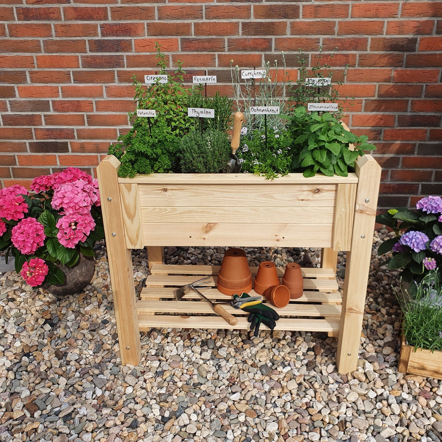 Hochbeet / Kräuterbeet, klein und massiv, Holz, natur