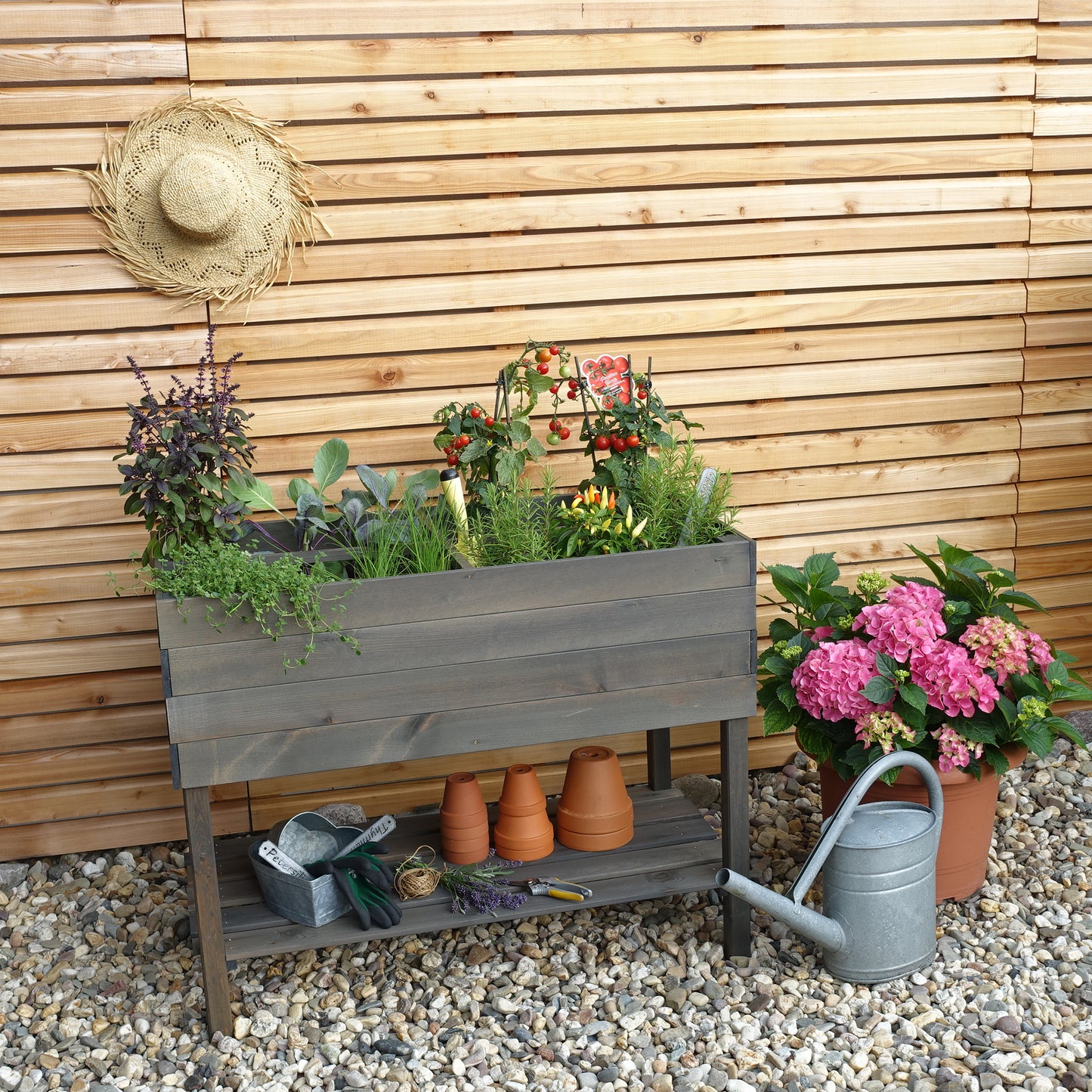 Balkon-Kräuterbeet auf Beinen, grau