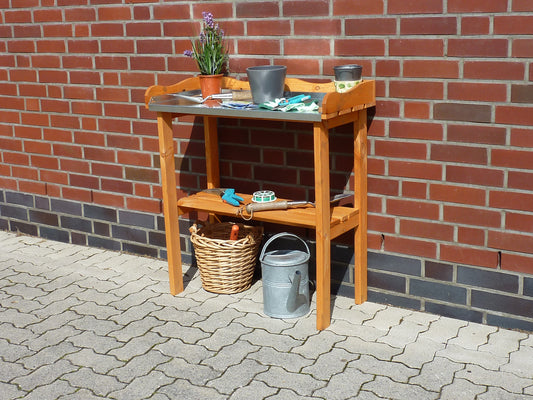 Pflanztisch mit verzinkter Arbeitsfläche